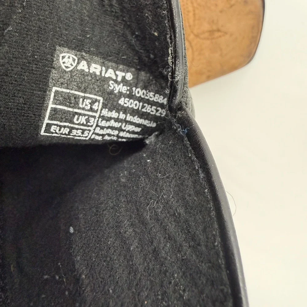 Ariat Youth Western Cowboy Style Number 10035884 Boots Size 4